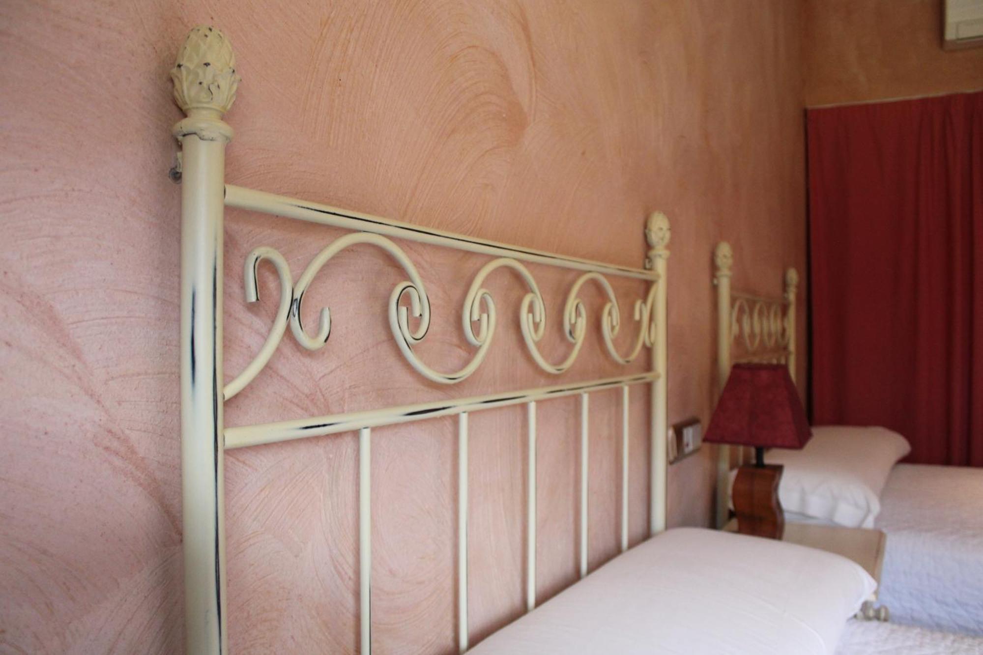 Hotel Rural Carlos I Garganta la Olla Buitenkant foto