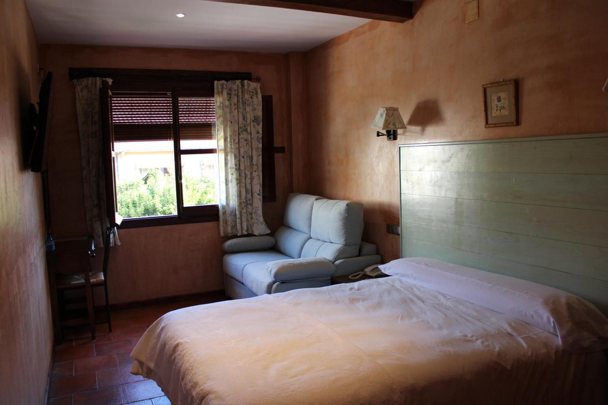 Hotel Rural Carlos I Garganta la Olla Buitenkant foto