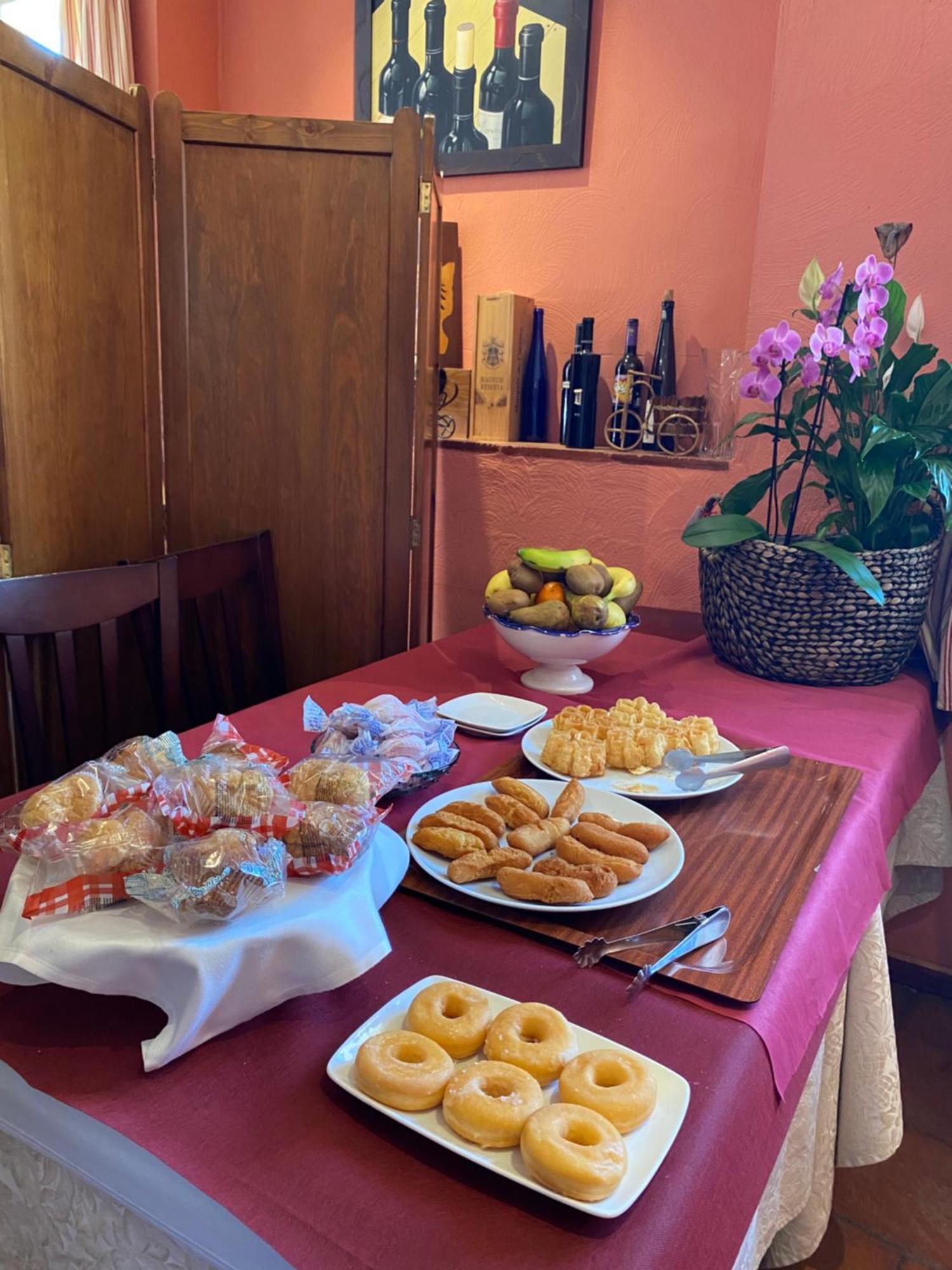 Hotel Rural Carlos I Garganta la Olla Buitenkant foto